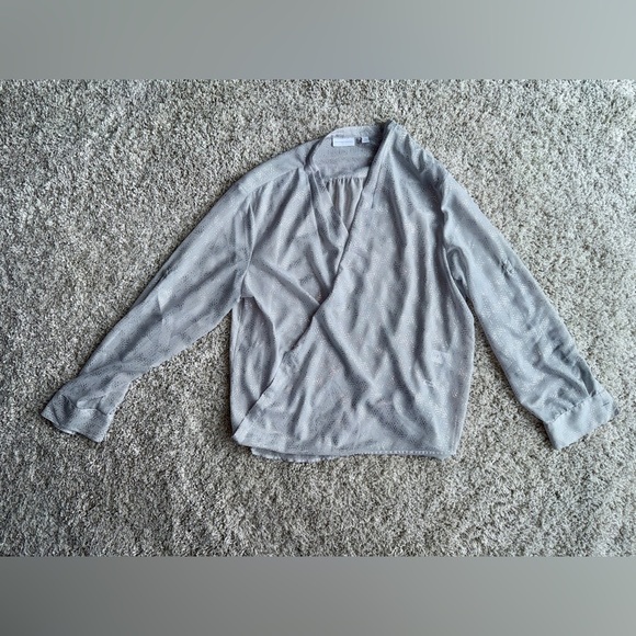 New York & Company long sleeve metallic & white blouse wrap front v neck size XL - Picture 2 of 6